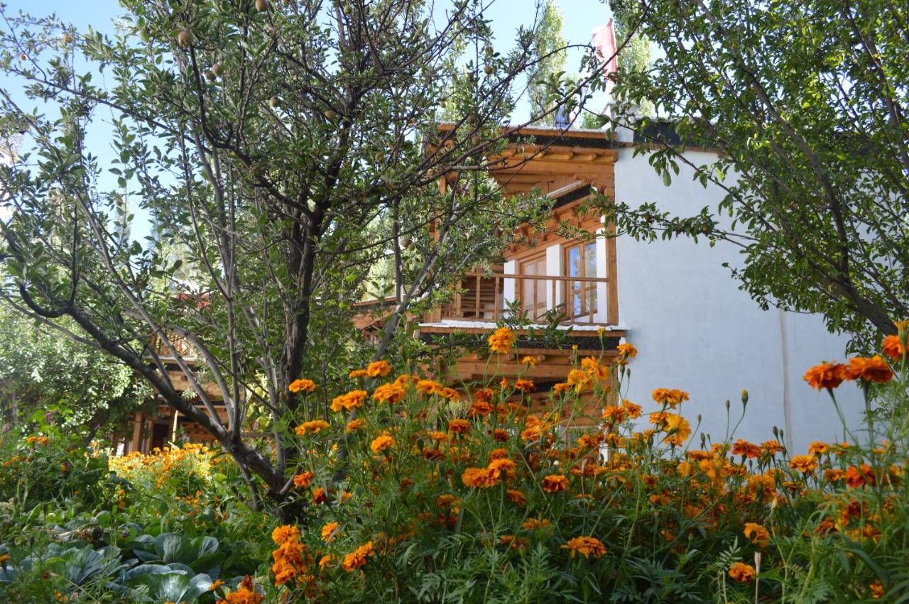 Lha-Ri-Sa Resort ليه المظهر الخارجي الصورة